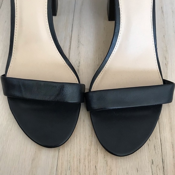 Vince Camuto Black Beah Black Heel Sandal - Picture 3 of 8